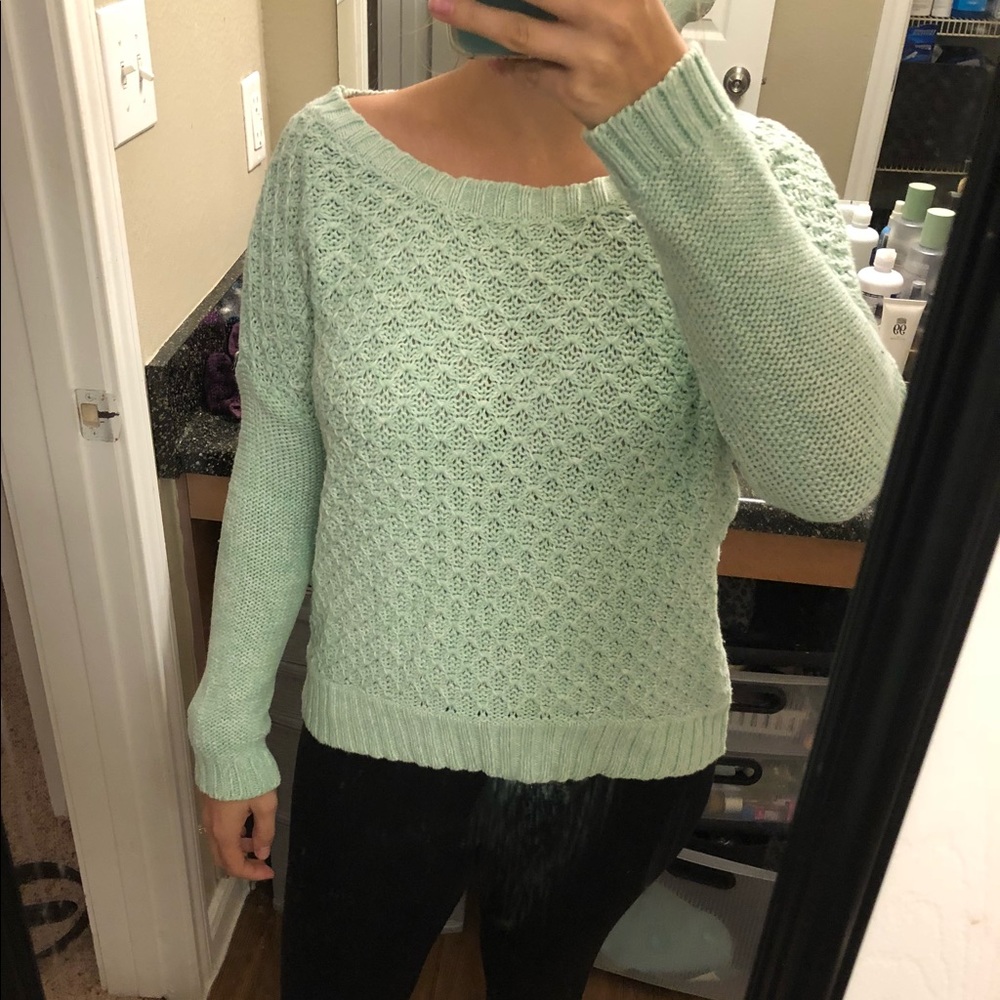 American Eagle sweater
